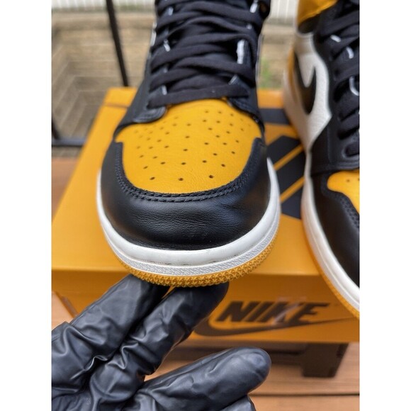 Air Jordan 1 Retro High OG ‘Taxi’ Yellow Toe 555088-711 – Size 11.5 - Preowned - Picture 4 of 9